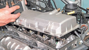 Прокладка крышки ГБЦ двигатель Ремонт Logan 2005 67-4.jpg