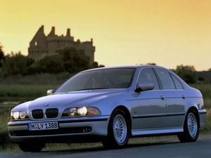 BMW-E39.jpg