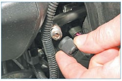 Проверка давления в топливной рампе на всех автомобилях ВАЗ